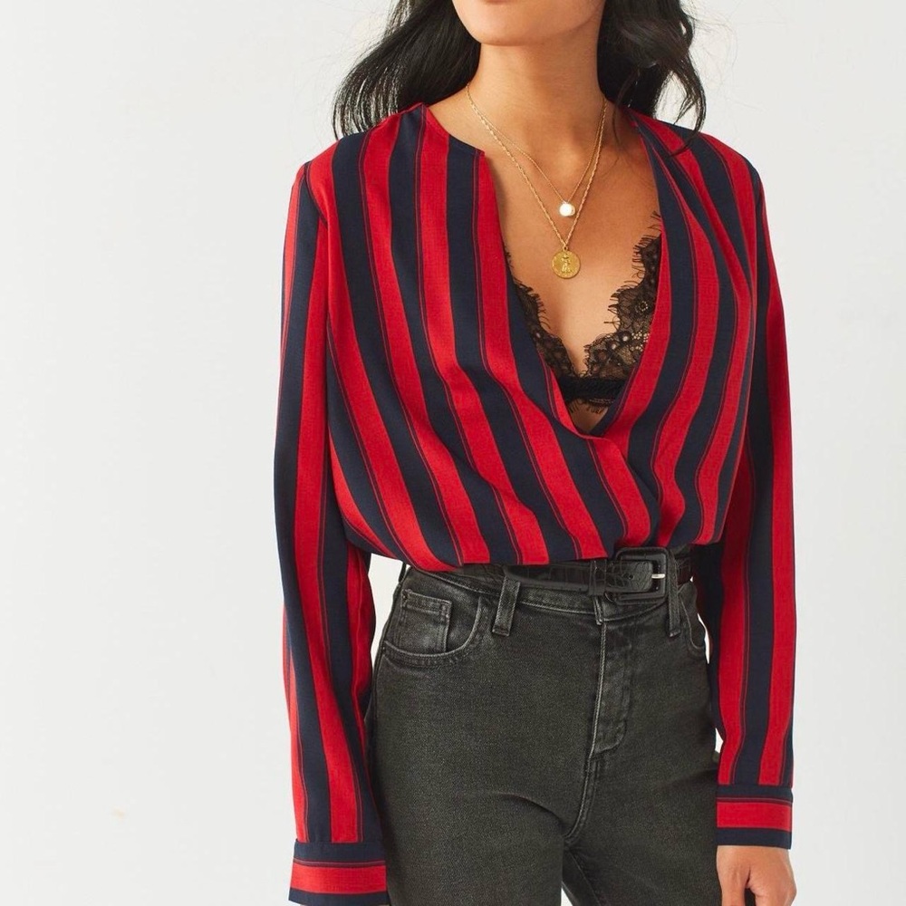 UO Red / Navy Striped Long Sleeve Top | closure mid-deep V neckline | S - Picture 3 of 8